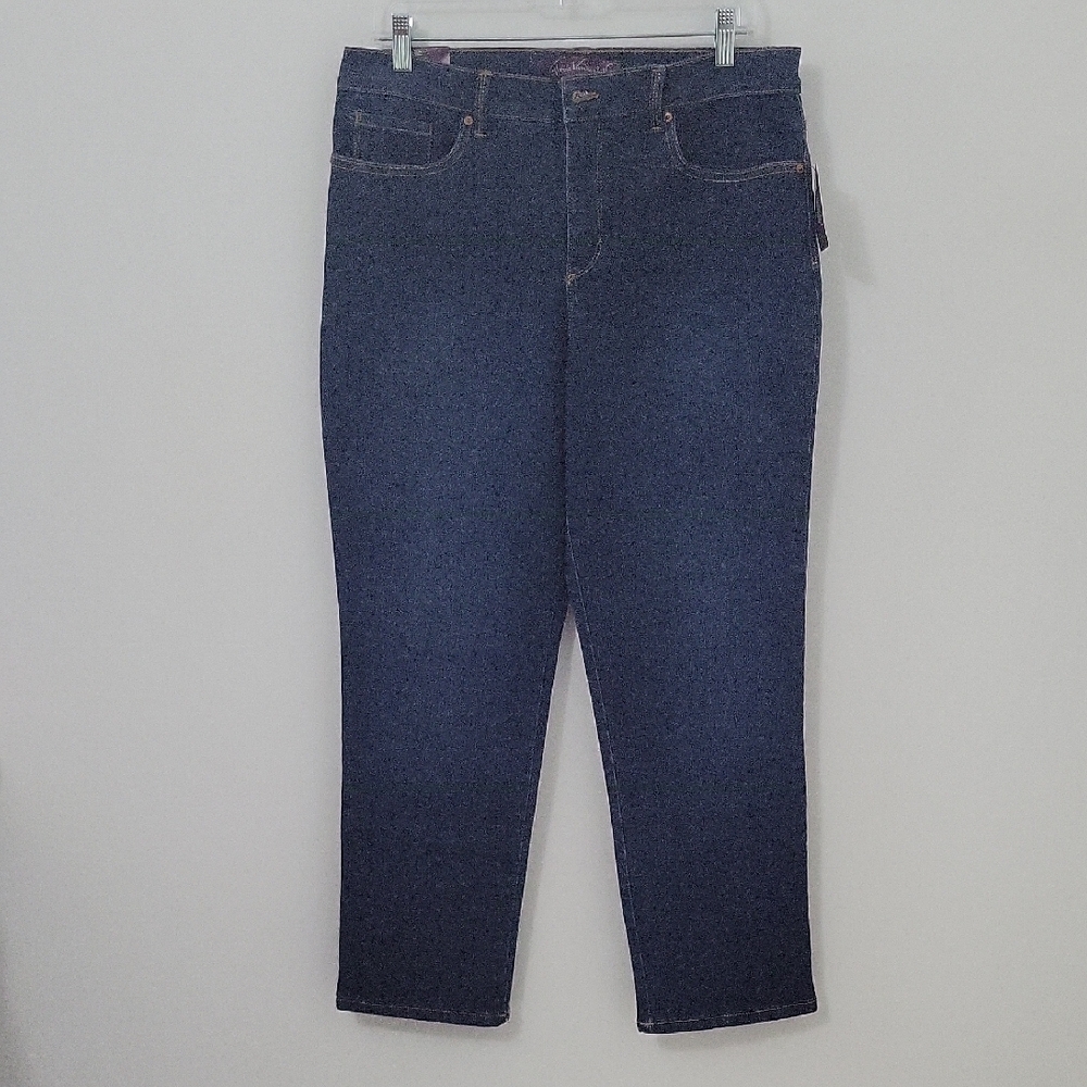 Gloria Vanderbilt Amanda Madison Jeans, Size 12 Short